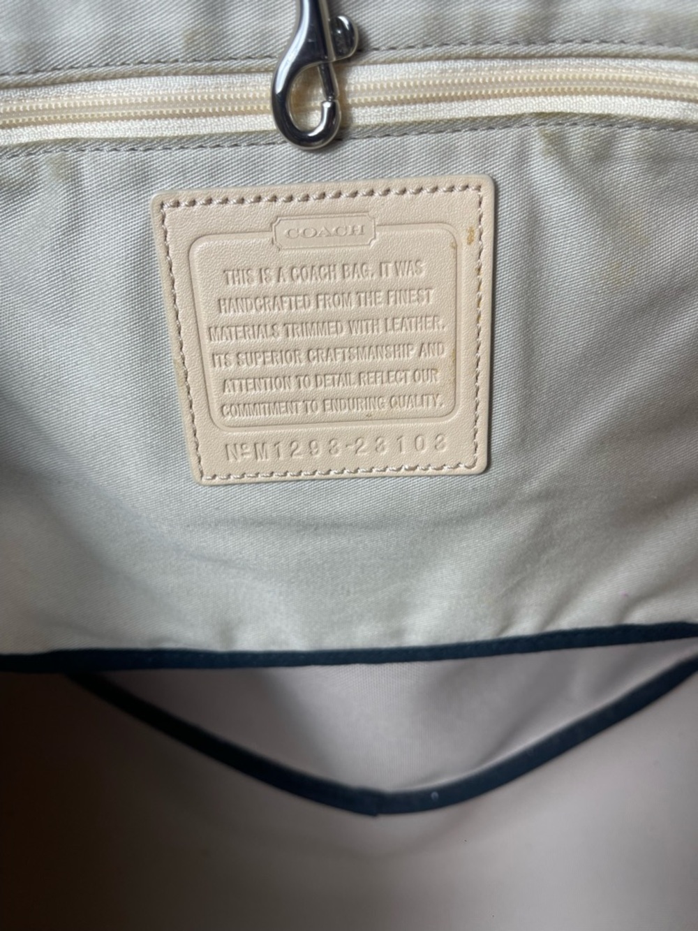 COACH LEGACY WEEKEND White/Gray Ticking Stripe PVC Large Tote and purse - Picture 8 of 9